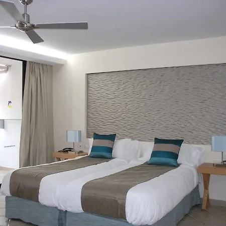 Hotel Pearly Grey Ocean Club 4*